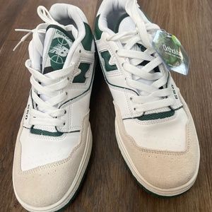 Sold Out New Balance 550